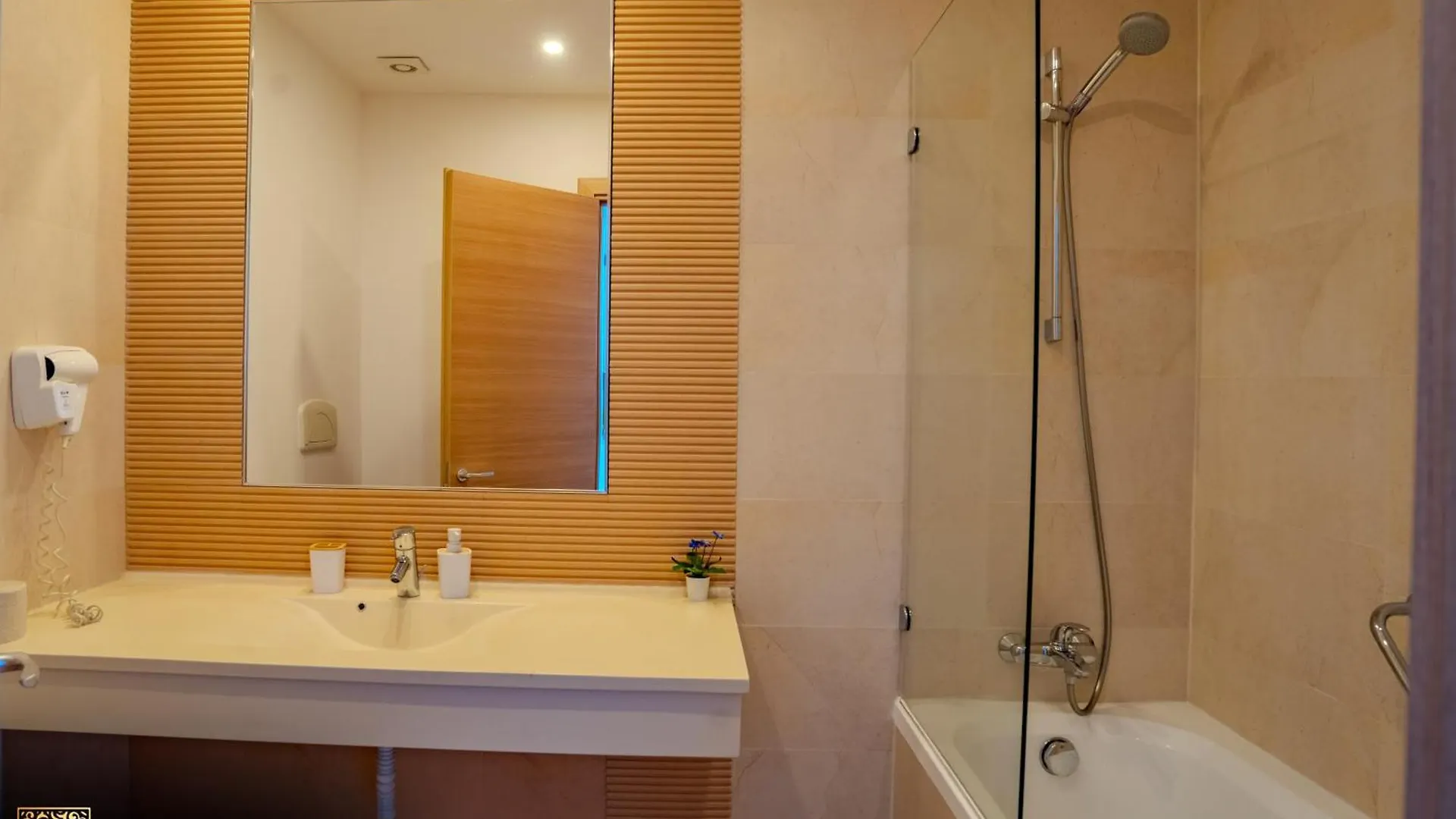 Yamaluxe Apartments - Bucuresti Bucarest