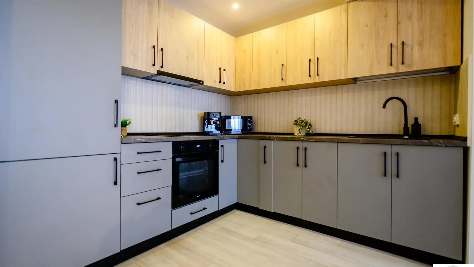 Yamaluxe Luxury Apartments - Bucuresti 0*, Bükreş