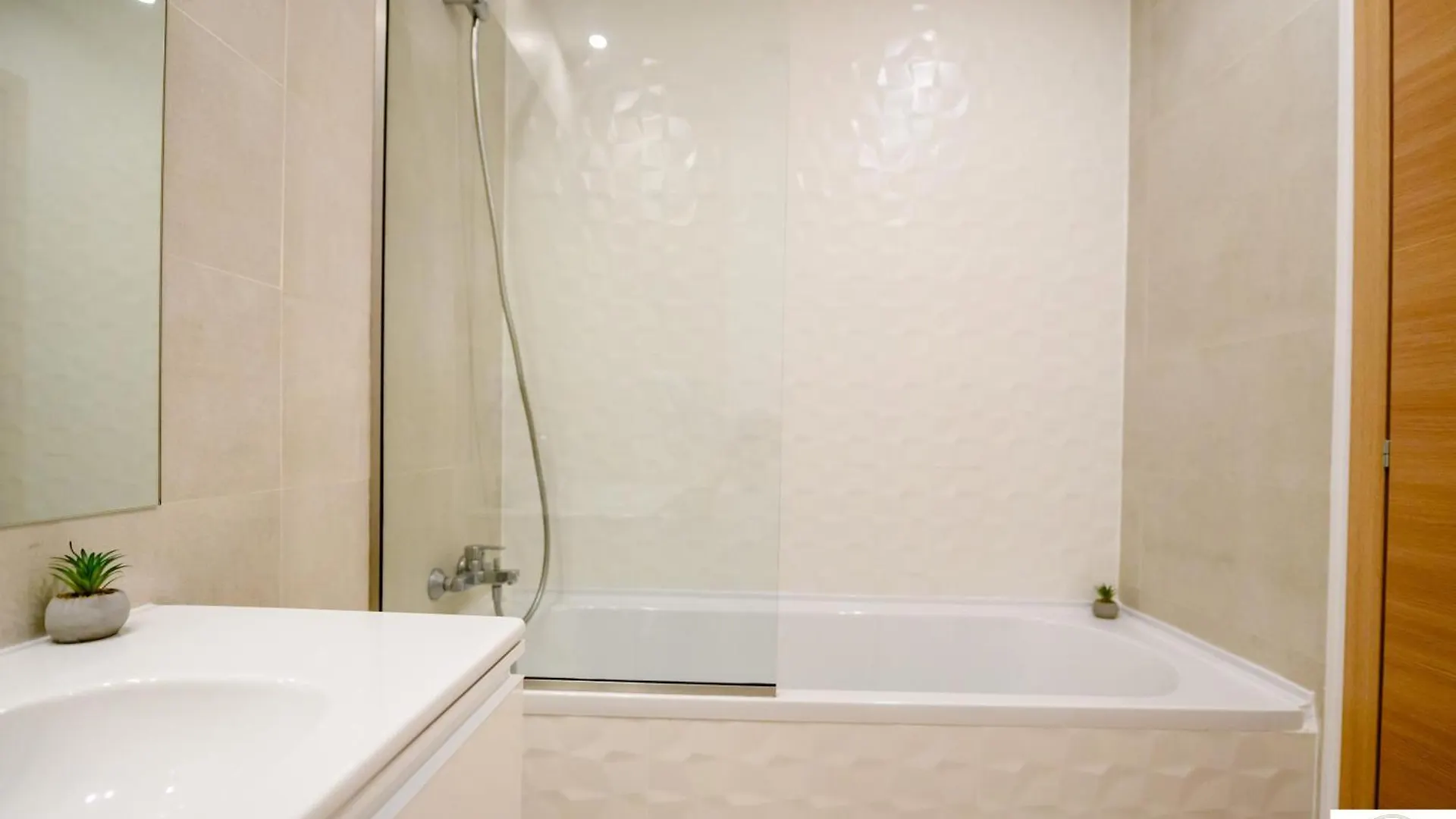 Apart Otel Yamaluxe Luxury Apartments - Bucuresti