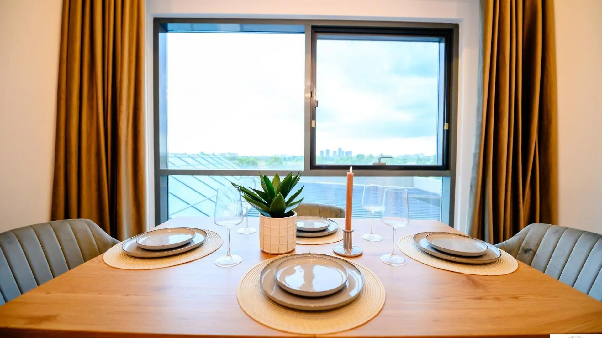 Yamaluxe Luxury Apartments - Bucuresti Apart Otel Bükreş