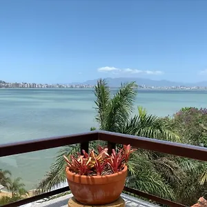 https://suites-com-vista-panoramica-de-florianopolis.santa-catarina-brasil.com