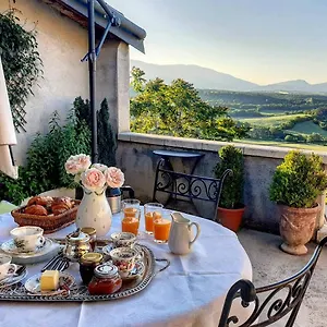 Six Chandelles M'étaient Comptées Bed & Breakfast Puimoisson