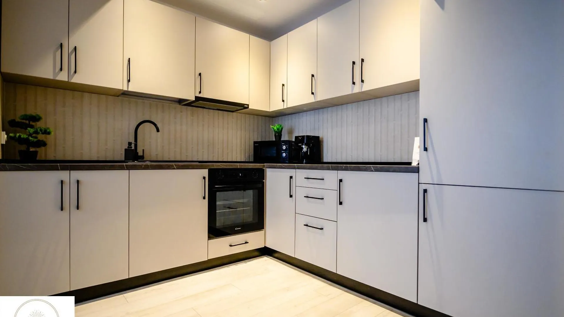 Yamaluxe Luxury Apartments - Bucuresti Βουκουρέστι