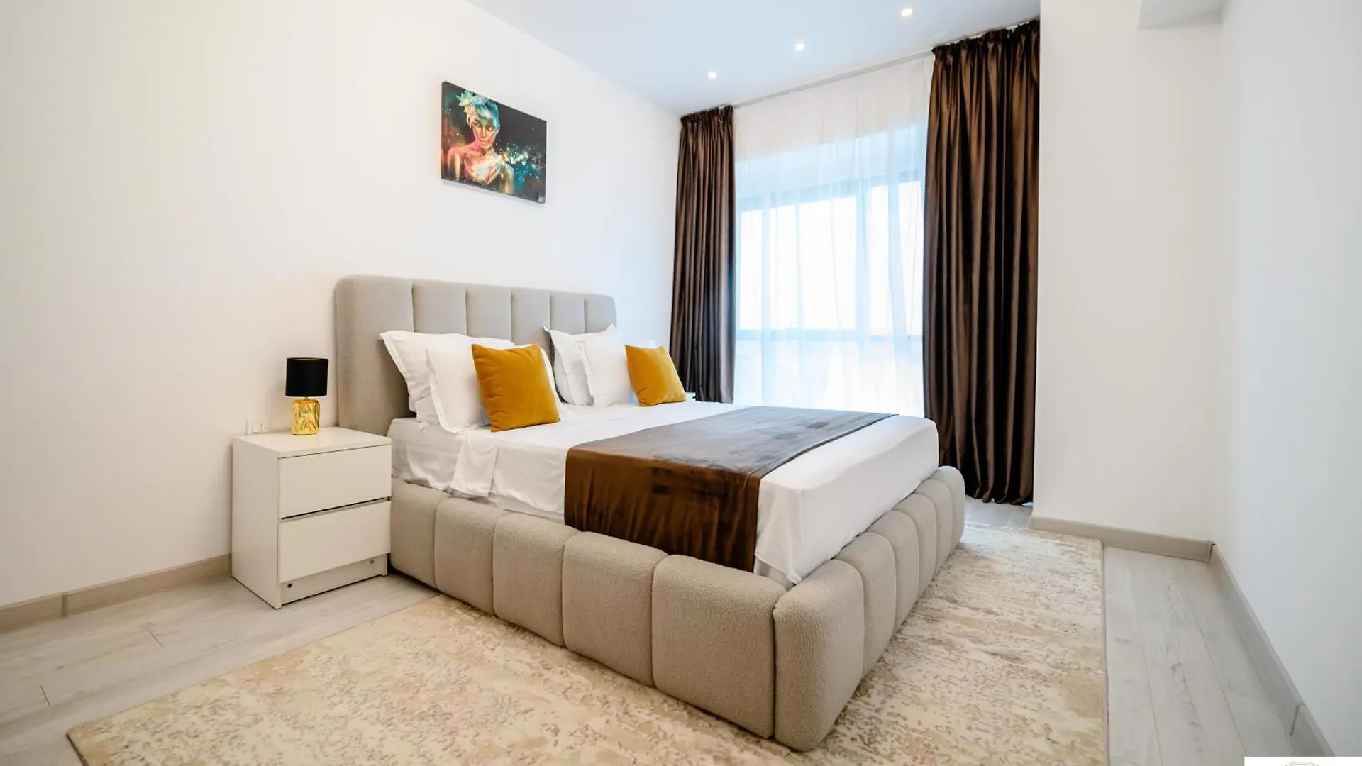 Ξενοδοχείο με διαμερίσματα Yamaluxe Luxury Apartments - Bucuresti