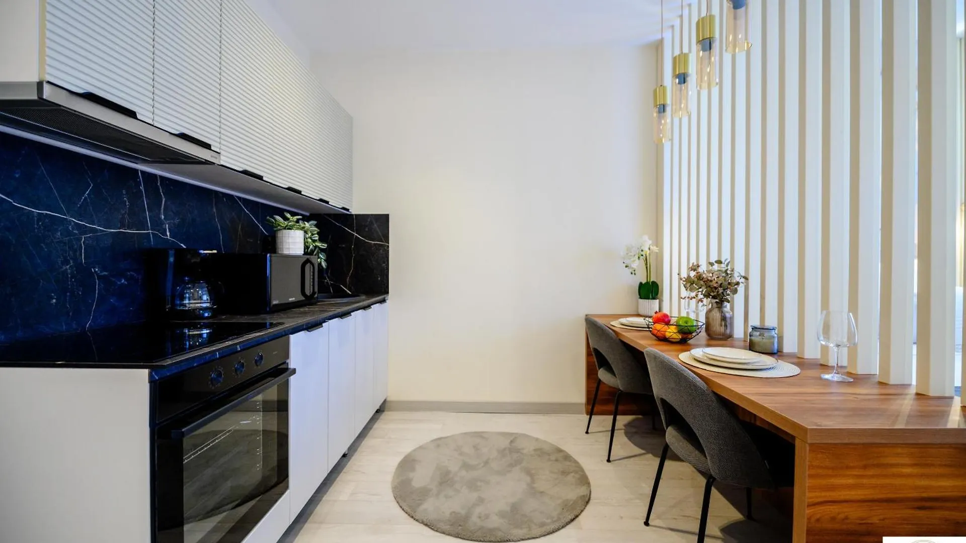 Ξενοδοχείο με διαμερίσματα Yamaluxe Luxury Apartments - Bucuresti