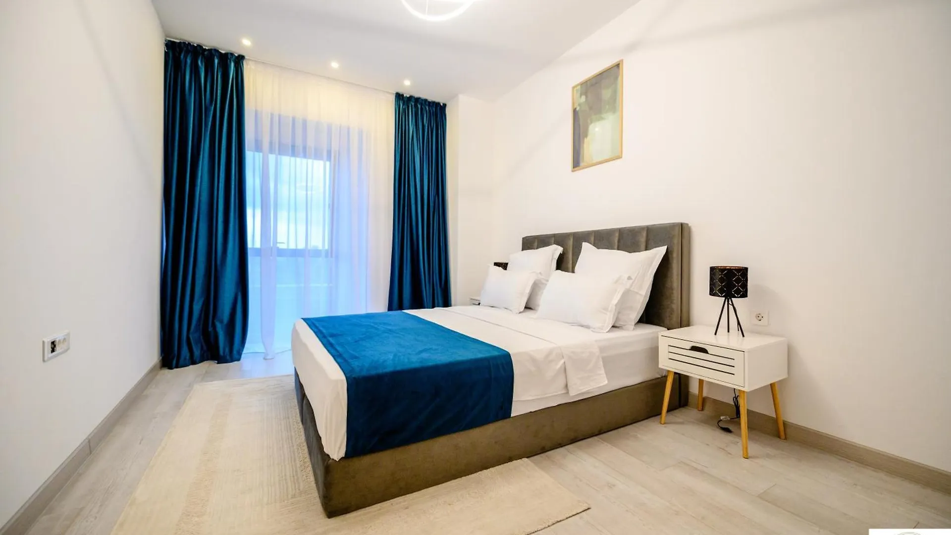 Ξενοδοχείο με διαμερίσματα Yamaluxe Luxury Apartments - Bucuresti